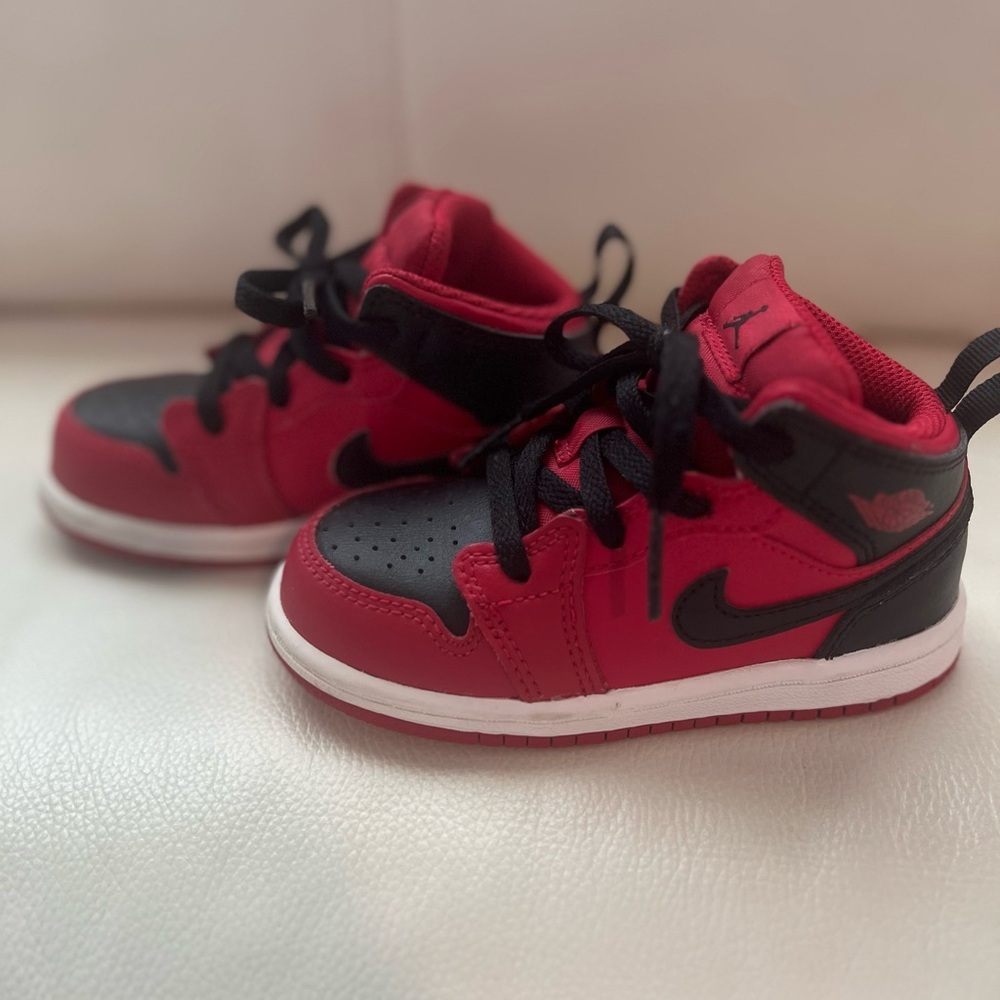 Jordan Red and Black Sneakers Classic High-Top